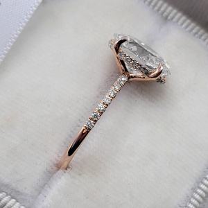 Anillo de compromiso de moissanita en oro de 14K con halo oculto, solitario, alternativa al diamante cultivado en laboratorio, anillo nupcial, regalo para ella - Product Image 5