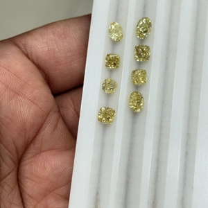 เพชรเหลืองธรรมชาติทรงแฟนซี น้ำหนัก 5.65 กะรัต รูปทรงผสม คุณภาพสีสมบูรณ์แบบ ไม่ผ่านการปรับแต่ง นำเข้าจากแอฟริกา ขายส่งระดับพรีเมียม - Product Image 6