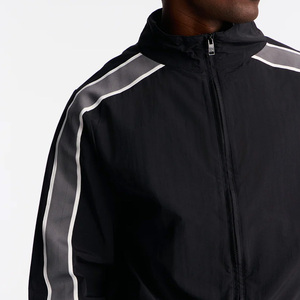 Conjunto Deportivo de Alta Calidad 2026 con Mangas Largas, Servicio OEM / Chándal para Hombre con Bloques de Color, Precio de Mayoreo Económico - Product Image 3