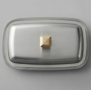 Beurrier en acier inoxydable avec couvercle rabattable, design classique en métal poli argenté, pour la cuisine et les réceptions - Product Image 2