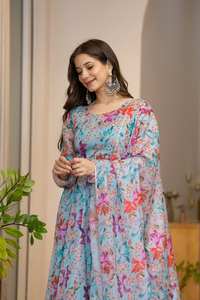 ชุดคุर्ตาอานาร์กาลีลายดอกไม้พิมพ์ลายขายส่งสุดฮิต พร้อมผ้าคลุมไหล่พิมพ์ลาย ผ้าจอร์เจตต์ ซับในผ้าเครป เย็บสำเร็จทั้งตัว - Product Image 2