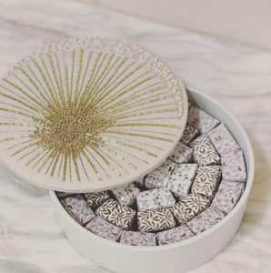 Boîte à dessert personnalisée faite à la main avec motif floral, doublure en lin, broderie de paillettes, logo personnalisé, cadeaux de mariage, cadeaux festifs, bonbons du Ramadan, gâteau - Product Image 3