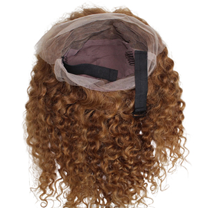 Experimente una textura rica con la peluca de cabello rizado birmano: rizos definidos, comodidad ligera y un estilo bellamente voluminoso. - Product Image 3