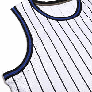 Maillot de basket-ball léger et respirant avec des matériaux de haute qualité, couleurs, taille et logo personnalisés, maillot de basket-ball pour hommes - Product Image 3