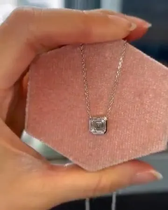 Pendentif solitaire en diamant de laboratoire taille Asscher 3 carats, collier en or jaune 14 carats - Product Image 4