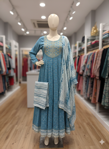 Ensemble élégant Anarkali Kurta à imprimé floral bleu, col brodé complexe, pantalon assorti et dupatta imprimé pour soirée - Product Image 4