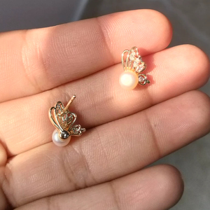 Boucles d'oreilles mignonnes en perles avec design en cristal, plaquées or, bijoux élégants pour un usage quotidien - Product Image 2