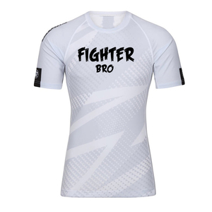 Camiseta de compresión de manga corta blanca para hombre Fighter Bro, de secado rápido, con logo estampado en la parte delantera - Product Image 1