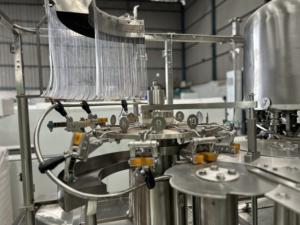 Máquina Automática de Llenado de Agua Potable de Alta Calidad con Sistema de Purificación y Embotellado de Agua con Engranajes y Motor - Product Image 3