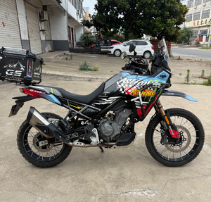 Motocicleta de Aventura 450MT 450c, Motor Bicilíndrico en Paralelo, Refrigeración Líquida, ABS de Alto Rendimiento, TCS de Grado Industrial, Garantía de 3 Años para Todoterreno - Product Image 1