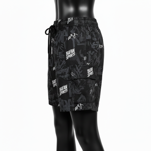 กางเกงว่ายน้ำผู้หญิงผ้าไมโครไฟเบอร์โพลีเอสเตอร์แห้งเร็วแบบพรีเมียม สีดำลายกราฟฟิตี แต่งกระเป๋าแบบคาร์โก้ พิมพ์ลายโลโก้ - Product Image 3