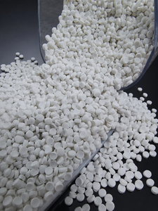 Offres Exceptionnelles : Granulés de Carbonate de Calcium de 25 kg, Qualité Masterbatch, Blanc Naturel, pour Film Soufflé, Matière Première Plastique - Product Image 1