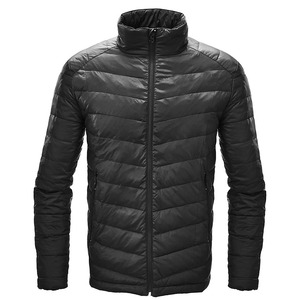 Chaqueta Acolchada Negra para Hombre, Cuello Alto, Cierre de Cremallera, Resistente al Viento, Informal de Invierno, Corte Ajustado, Relleno de Poliéster, Largo Regular - Product Image 5