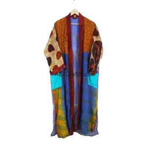 Robe en soie vintage pour femmes, kimono japonais long, col en V doux, fermeture à cordon, motif patchwork, été printemps - Product Image 1