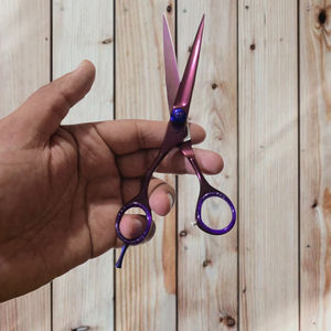 Tijeras de Peluquería para Diestros KAAMIR INSTRUMENTS, Precisión, 32 Dientes, Diseño Ligero, Mango Mediano, Precio Directo de Fábrica - Product Image 4