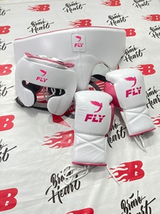 ชุดฝึกซ้อมมวย Fly Boxing ระดับสูง พร้อมถุงมือและแผ่นรองรับ แข็งแรง ทนทาน น้ำหนักเบา สวมใส่สบาย กระชับพอดี - Product Image 1