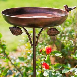 Décoration de jardin rustique vintage en fer, mangeoire pour oiseaux avec piquet pour la faune sauvage en extérieur, aménagement paysager de jardin, décoration de pelouse - Product Image 5