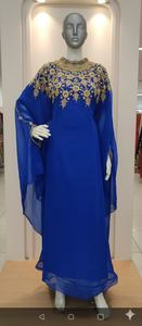 Kaftan Royal Azure orné à la main : Une robe en mousseline de soie bleue exquise avec des broderies Zari dorées complexes et un tombé éthéré - Product Image 2