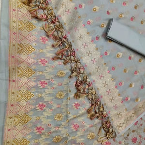 Traje de Seda Pura Banarasi - Product Image 1