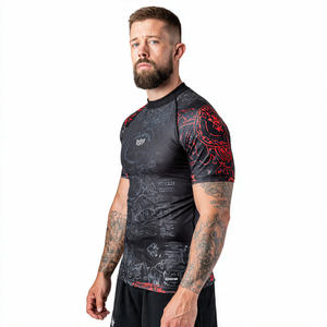 T-shirt de compression imprimé pour homme 100 % polyester, col rond, pour entraînement et fitness, haut de compression par sublimation pour homme - Product Image 3