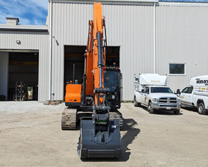 Excavadora de cadenas mediana DEVELON DX140LC, excavadora hidráulica estable para proyectos de movimiento de tierras en infraestructuras municipales - Product Image 6