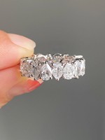 Bague en or avec diamant de laboratoire taille poire, détails floraux, style vintage, plaqué rhodium, sertissage à griffes, bijou de luxe, cadeau