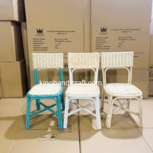 Sillas Infantiles de Ratán Hechas a Mano para Eventos de Alquiler, Bodas, Decoración de Cumpleaños, Muebles Comerciales para Eventos al por Mayor - Product Image 2