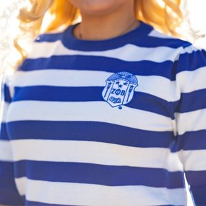 Sweat-shirt court rayé bleu et blanc Zeta Phi Beta pour femme, avec lettres grecques brodées, style streetwear décontracté - Product Image 3