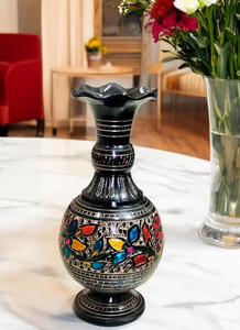 Vase à fleurs en aluminium artisanal, vase décoratif en métal pour la maison, le bureau, l'hôtel et la décoration du salon - Product Image 4