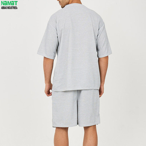 Conjunto de Camiseta de Cuello Redondo de Algodón Gris para Hombre Naimat, Color Sólido, Informal, Verano, Tejido Transpirable, Manga Corta, con Pantalones Cortos a Juego - Product Image 2