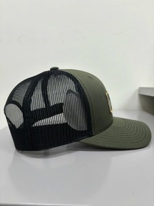 Casquette de camionneur structurée à 6 panneaux en polyester et coton, avec patch tissé personnalisé, fabriquée au Vietnam, haute qualité, style sportif et tendance - Product Image 4