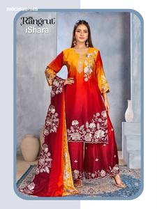 Ensemble Kurti-Plazzo de qualité supérieure en Chinon avec broderie ombrée et florale, et dupatta assortie, fournisseur de Surat - Product Image 6
