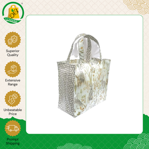 กระเป๋าผ้าแคนวาสลายตัวอักษรคุณภาพพรีเมียม ผลิตในอินเดีย เป็นมิตรต่อสิ่งแวดล้อม หูหิ้วคู่ ปราศจากสารอะโซ วางจำหน่ายแล้ว - Product Image 2