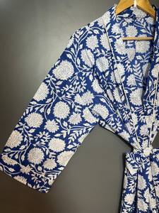 Bata Kimono con Estampado de Dibujos Animados para Mujer, Suave y Transpirable, de Algodón, para Verano, Hecha a Mano, ODM, Cuello en V, Cintura Elástica, Largo Completo - Product Image 2