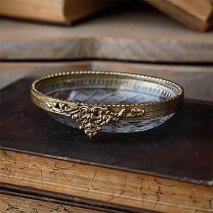 Antique Creations - Jabonera de Lujo Ecológica y Duradera de Latón y Vidrio, Caja de Jabón Vintage con Tapa, Bandeja para Jabón, para Baño - Product Image 5