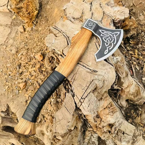 Thewizcrafts LOWDOWN Couteau Tomahawk Industriel Pliable Multi-Usages Portable avec Manche en Bois et Lame en Acier à Haute Teneur en Carbone de 106 mm pour la Coupe - Product Image 1