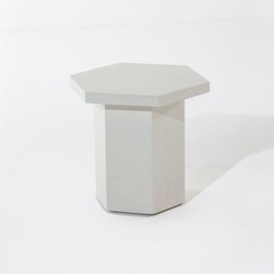 Mesa Auxiliar de Microconcreto Vandana Sierra Orion, Diseño de Muebles Modernos y Minimalistas - Product Image 4