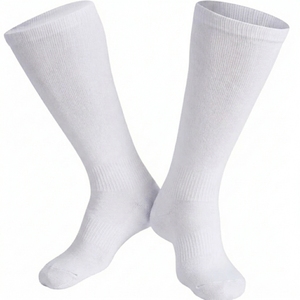 Calcetines de Ciclismo de Compresión Negros Sólidos Personalizados al por Mayor, Ajuste Atlético, Transpirables, de Poliéster/Nylon de Calidad, Fabricante OEM - Product Image 4