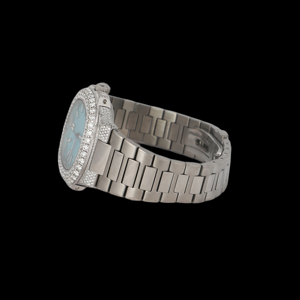 Reloj de Pulsera Personalizado para Hombre con Esfera Azul Cielo, Diamantes Moissanite, Acero Inoxidable, Movimiento de Cuarzo, Bisel Cuadrado y Cristal - Product Image 2