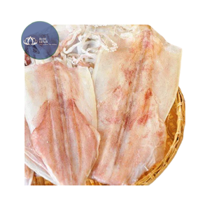 PRODUIT PHARE : Calamar Séché Entièrement Naturel Taille B/C, Purifié et Séché au Soleil, Vente en Gros de Produits de la Mer - Product Image 1