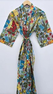 Bata de Algodón con Diseño Floral, Talla Única - Product Image 2