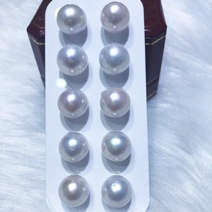 Perlas de Agua Dulce Edison Blancas Grandes Naturales de 13-16 mm, Extra Grandes, Casi Perfectamente Redondas con Luz Intensa y Ligeras Imperfecciones - Perlas Sueltas - Product Image 1