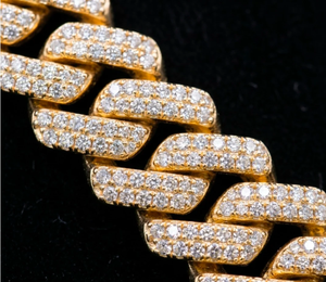 Collier chaîne cubaine haut de gamme en or 14 carats bicolore avec sertissage pavé de diamants, style moderne et luxueux - Product Image 2