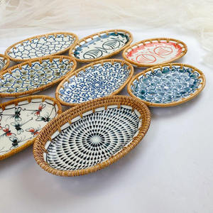 Plateau de service en céramique et rotin bohème fait main, finition brillante, plat ovale pour aliments, rangement, assiette en porcelaine personnalisée - Product Image 3