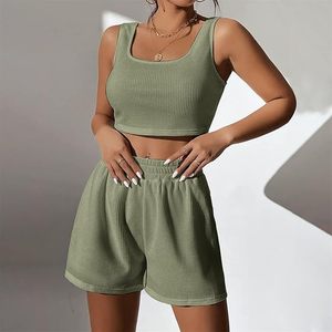 Conjunto de 2 Piezas para Mujer, Diseño OEM, Verano, Top Corto y Pantalones Cortos, Ropa Informal para Mujer - Product Image 4