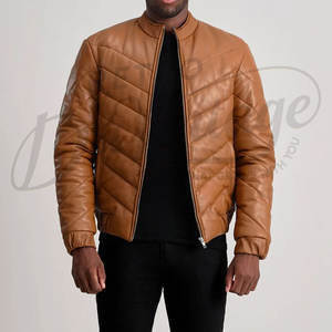 Chaqueta de cuero acolchada para hombre, color marrón, con diseño en V, estilo chevron, cuello alto, cálida, acolchada, corte ajustado, estilo motero. - Product Image 1