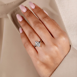 Anillo de Compromiso Solitario con Corte Marquesa, Oro Amarillo de 14K, Engaste de Puntas, Diamante Cultivado en Laboratorio, Anillo Minimalista de Lujo Unisex - Product Image 6