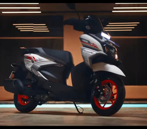 Scooter YAMAHA "RAY ZR 125 FI STREET RALLY HYBRID" en Venta a Precio Accesible, el Mejor Scooter con Excelente Economía de Combustible - Product Image 1