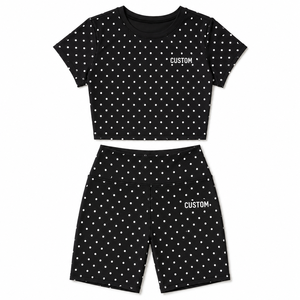 Ensemble de yoga pour femmes, haut court à pois et short cycliste assorti, vêtements de sport personnalisés pour la gym, tenue de sport à séchage rapide - Product Image 3