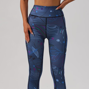 Lot de 3 leggings de sport pour femme, imprimés tie-dye aléatoires, avec poches, doux, confortables, ajustés, respirants, effet push-up - Product Image 5